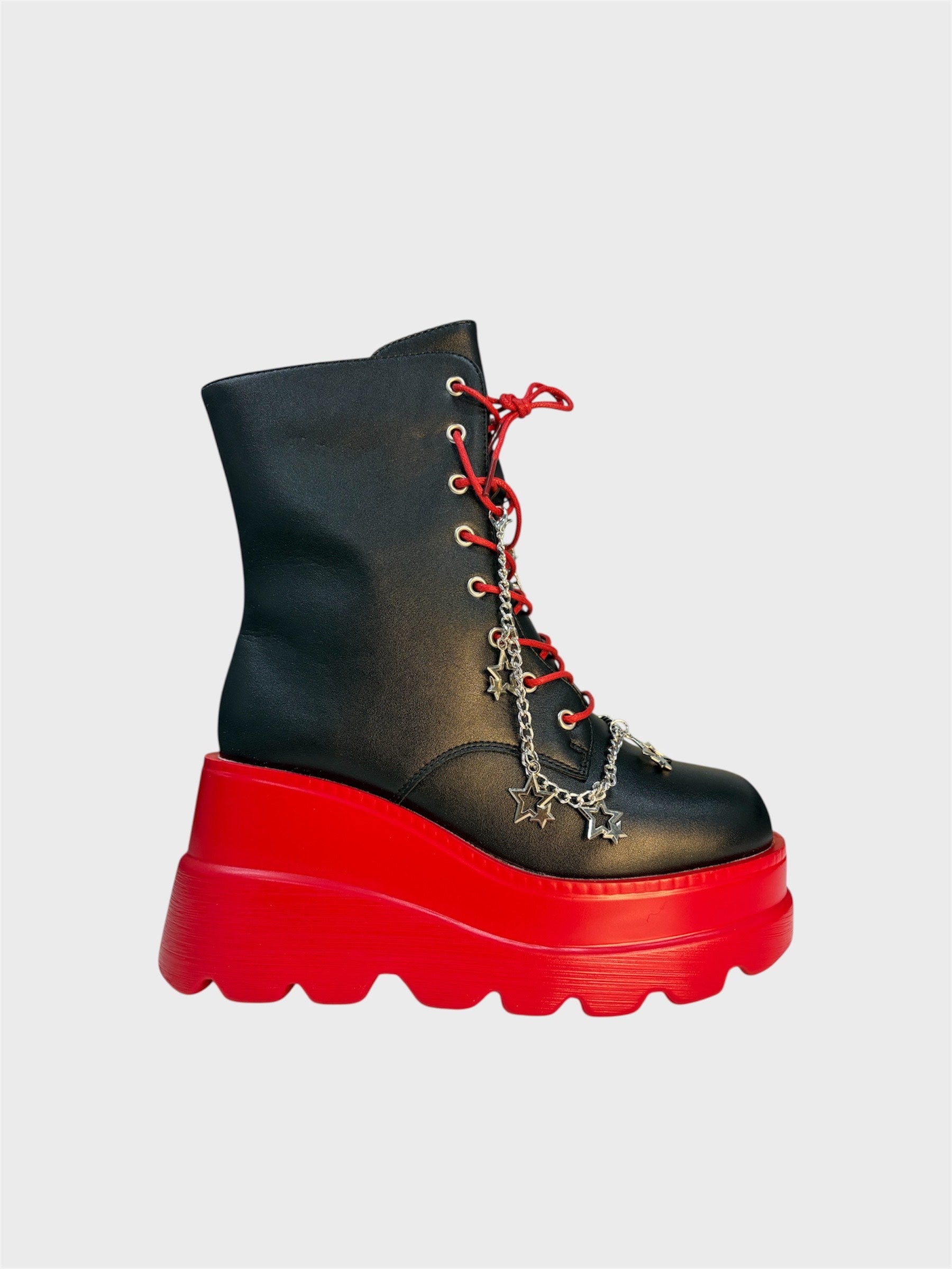 BLACK/ RED CHUNKY BOOTS