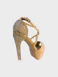 Load image into Gallery viewer, ST195 NUDE SUEDE
